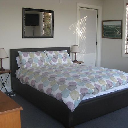 Korohi Vineyard Bnb Blenheim Bagian luar foto